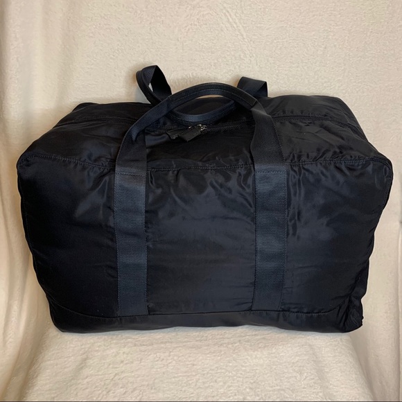 ✨✨✨✨SOLD✨✨✨✨Prada Nylon Navy Blue Duffle Bag - Picture 9 of 11